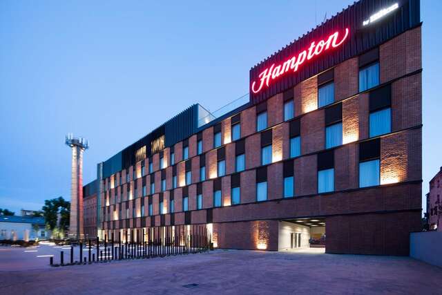 Отель Hampton By Hilton Kalisz Калиш-24